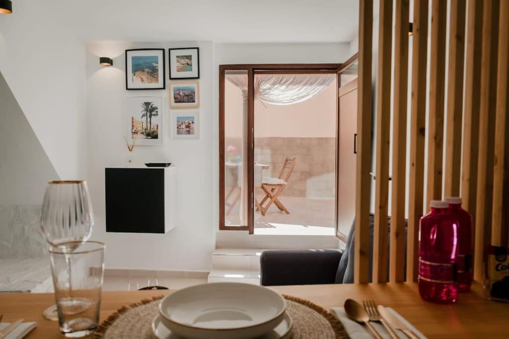 Compleet En Modern Appartement In Het Authentieke Stadshart Villajoyosa Exterior foto